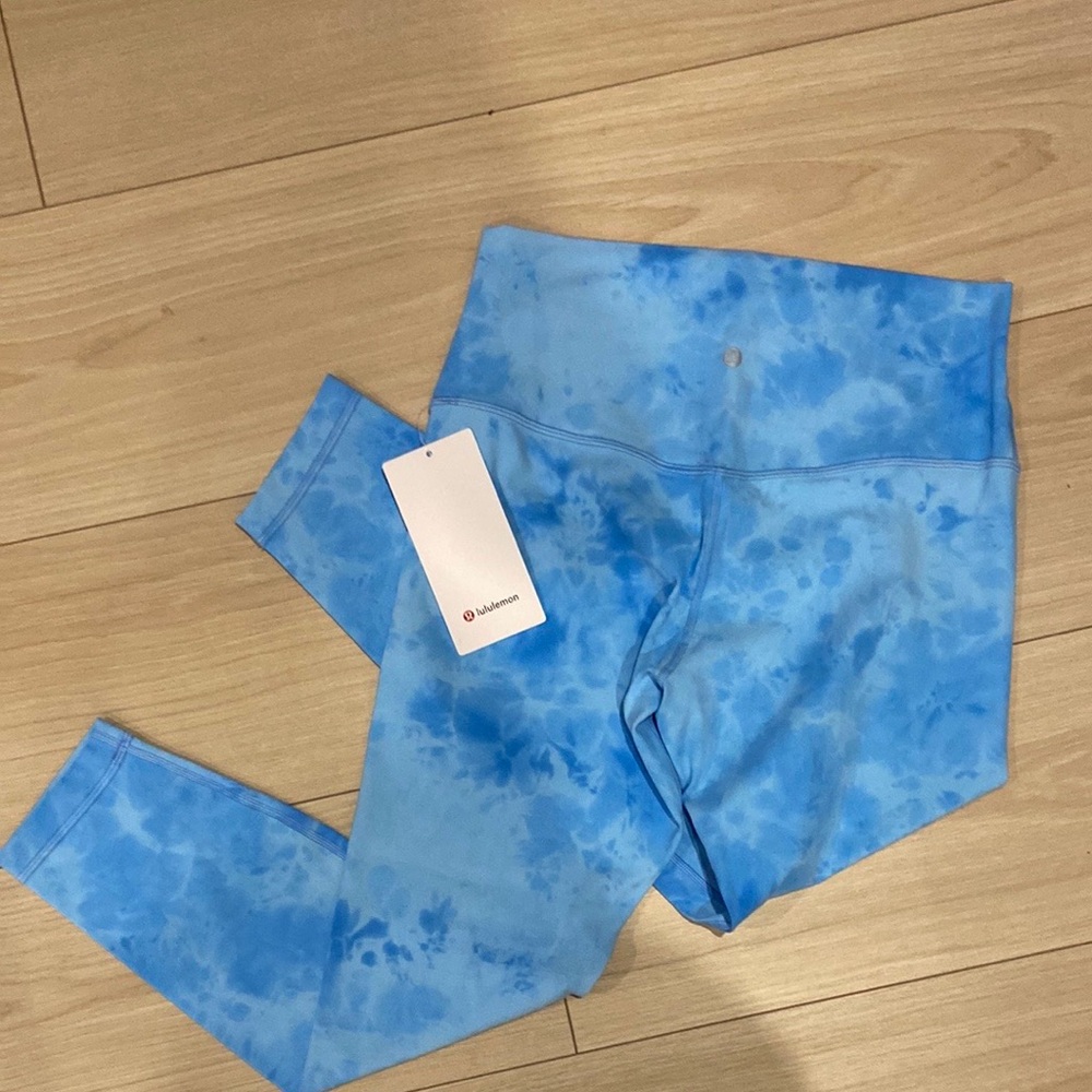 072• Lululemon Align No Line High Rise 25” •Ocean Blue